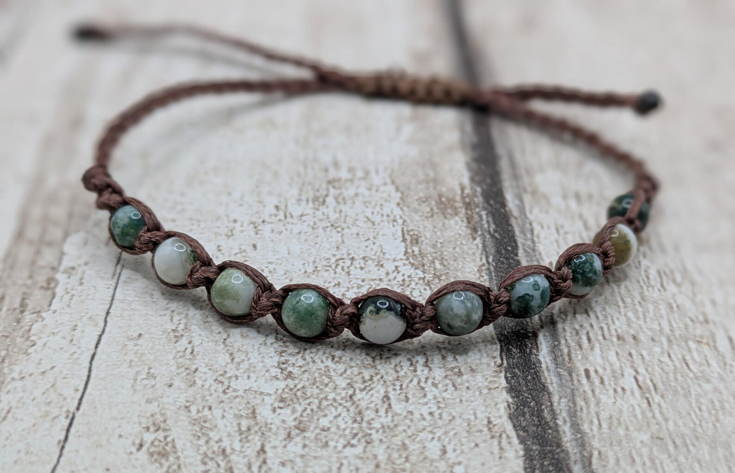 Green moss agate macramé beaded adjustable bracelet.