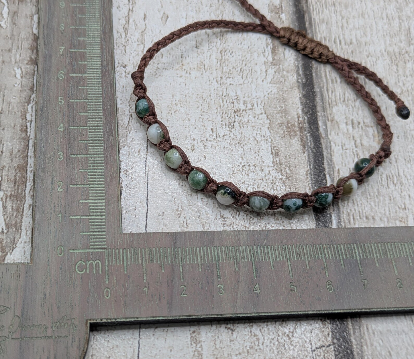 Green moss agate macramé beaded adjustable bracelet.