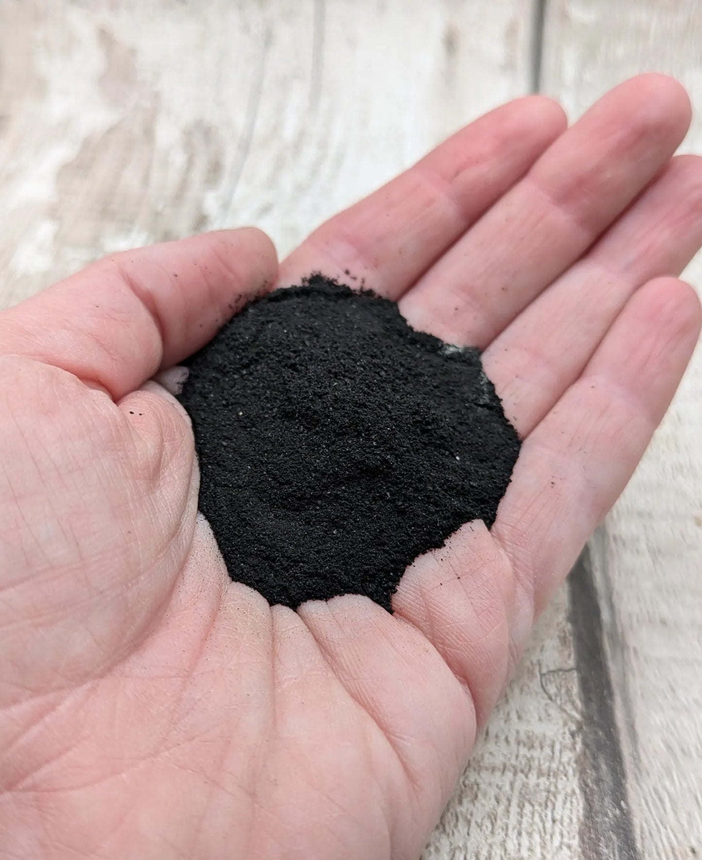 10ml sea coal paint pigment.