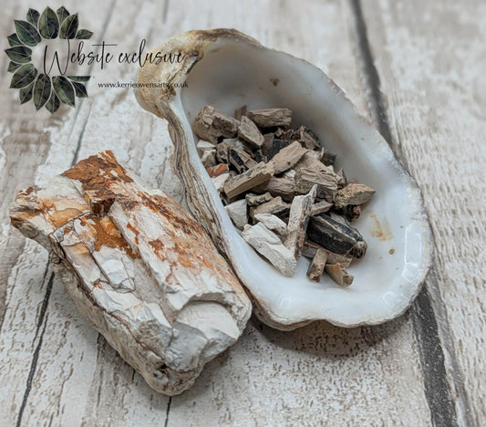 Mammoth ivory vial for jewellery inlay or spell ingredients.
