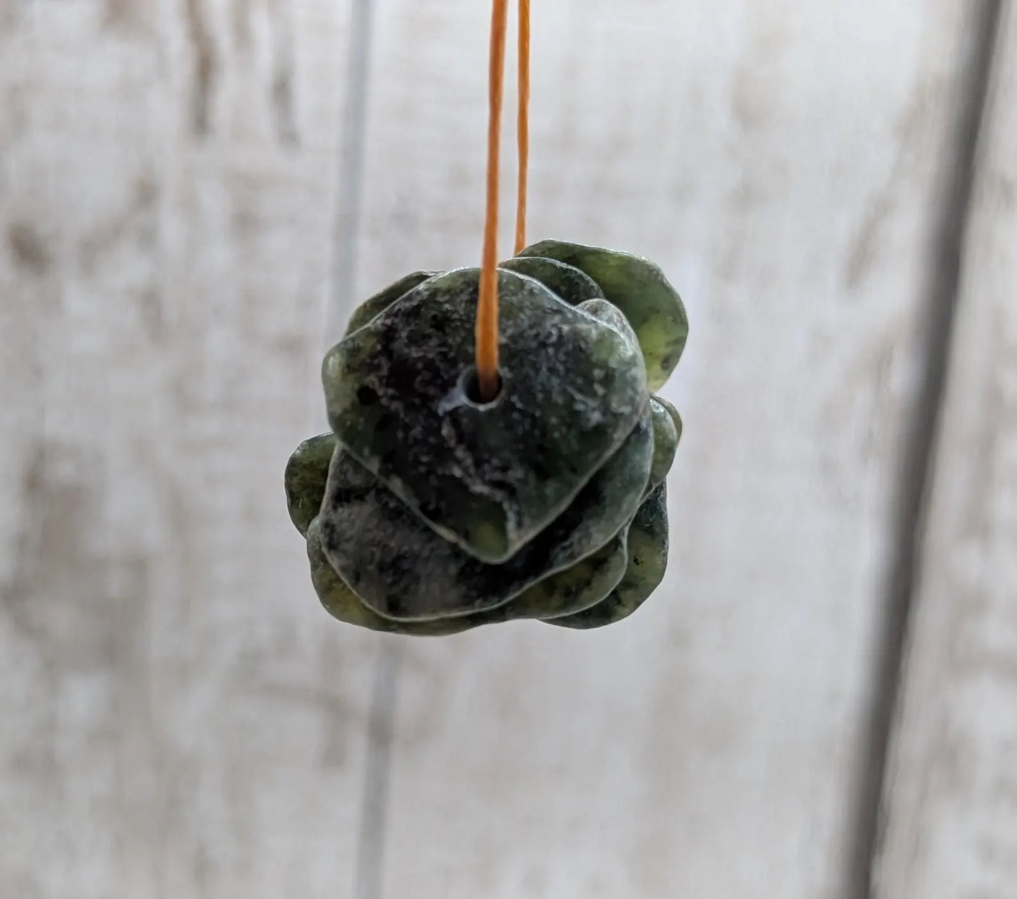 10 Centre-Drilled New Zealand Pounamu Beads – Tumble polished Greenstone Offcuts for Jewellery Making and craft projects.