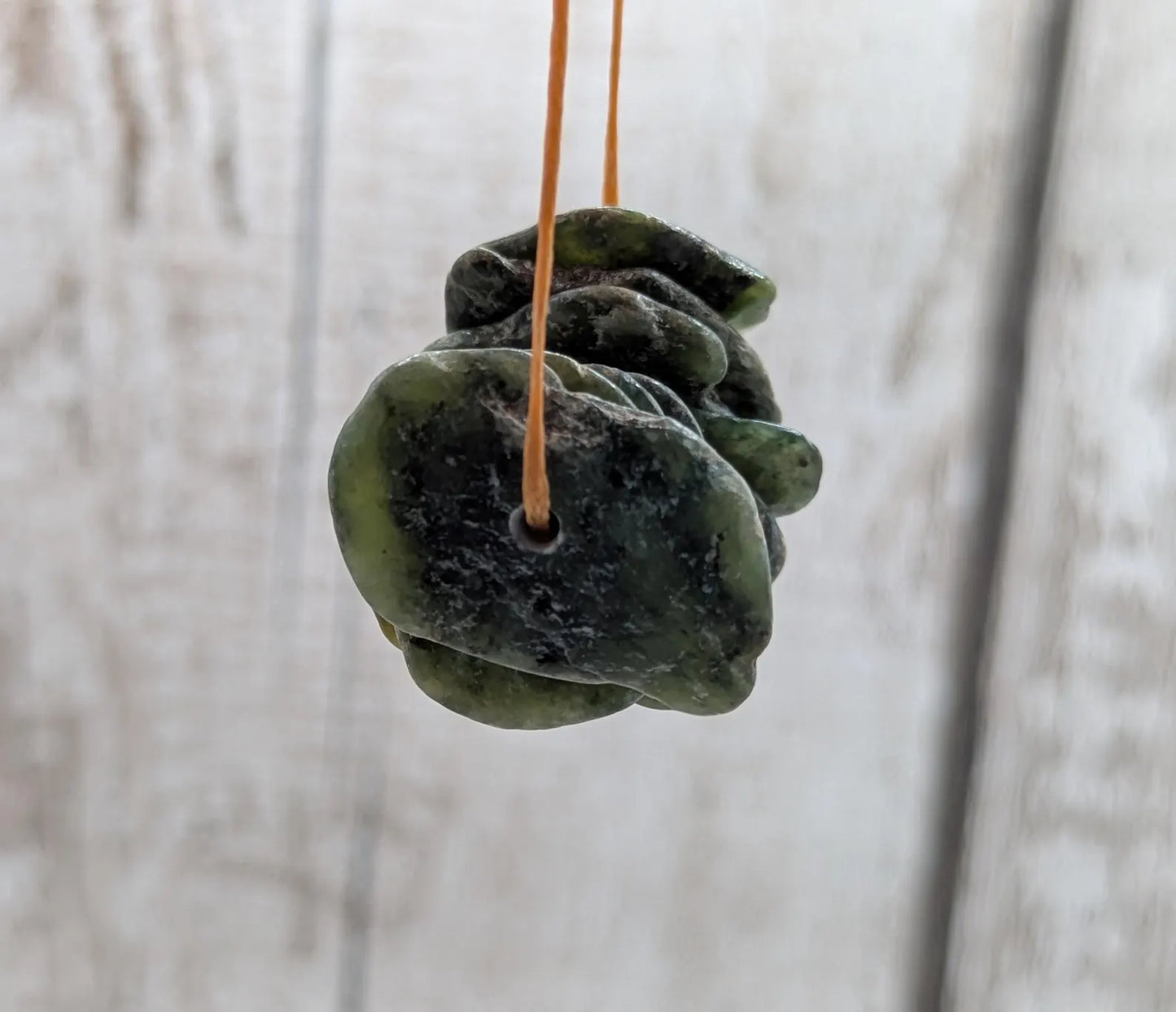 10 Centre-Drilled New Zealand Pounamu Beads – Tumble polished Greenstone Offcuts for Jewellery Making and craft projects.