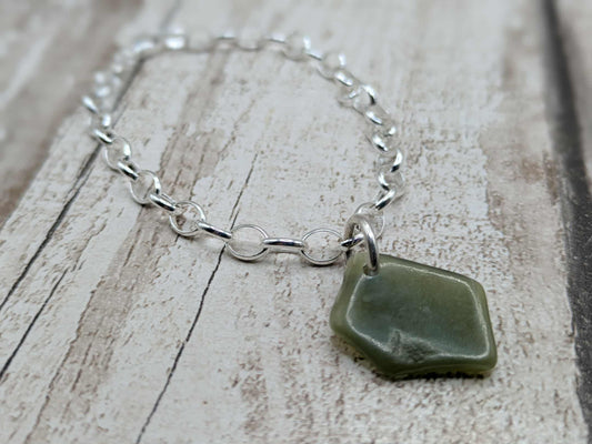 Made to order, New Zealand Pounamu jade tumbled stone on silver belcher chain.