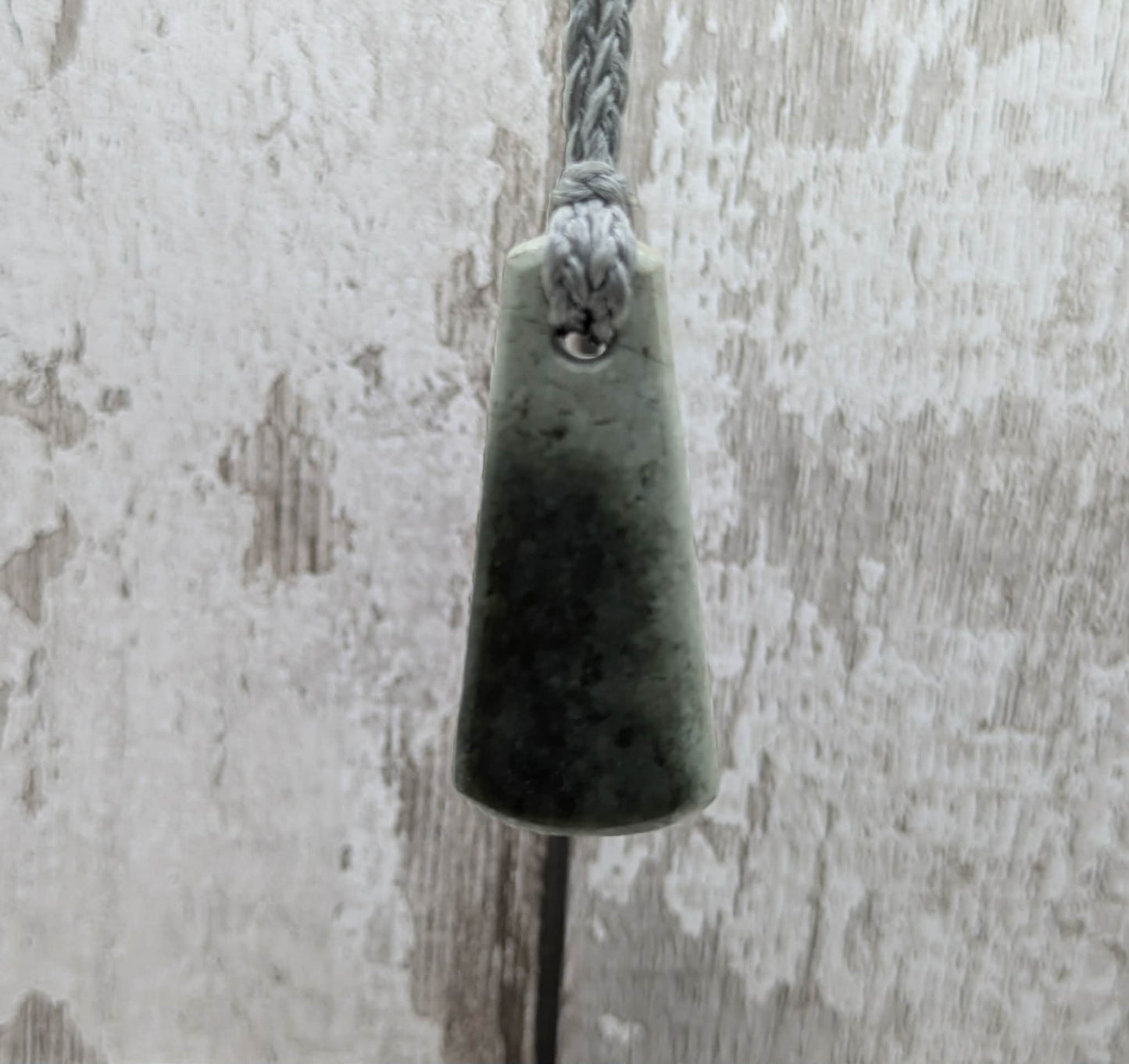 New Zealand Pounamu greenstone nephrite jade roimata pendant.