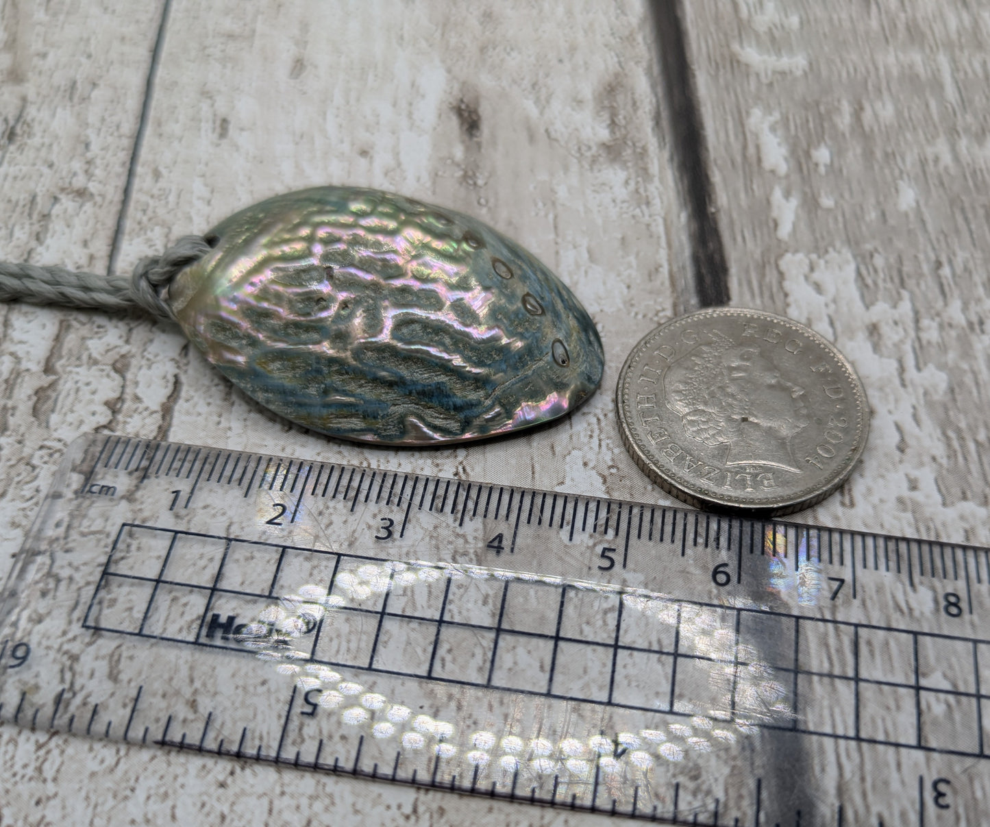 NZ pāua shell pendant